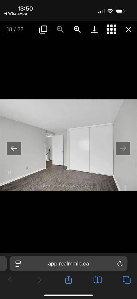 Looking for 2 female roomates