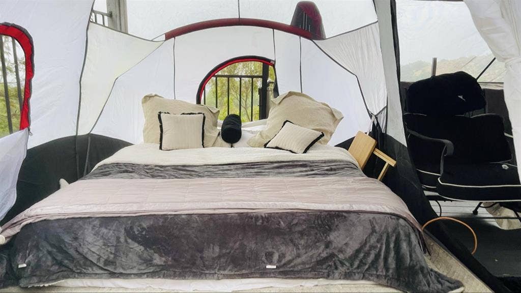 Glamping Cabin
 View Estate Heated