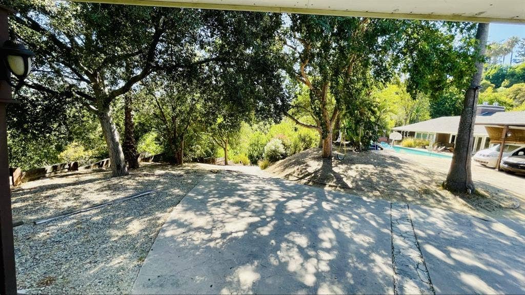 Glamping Cabin
 View Estate Heated