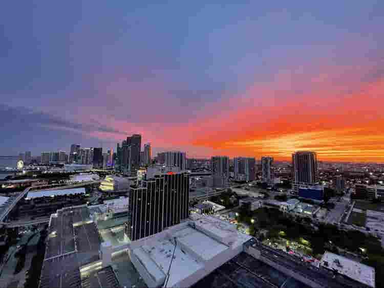 HIGH FLOOR VIEWS