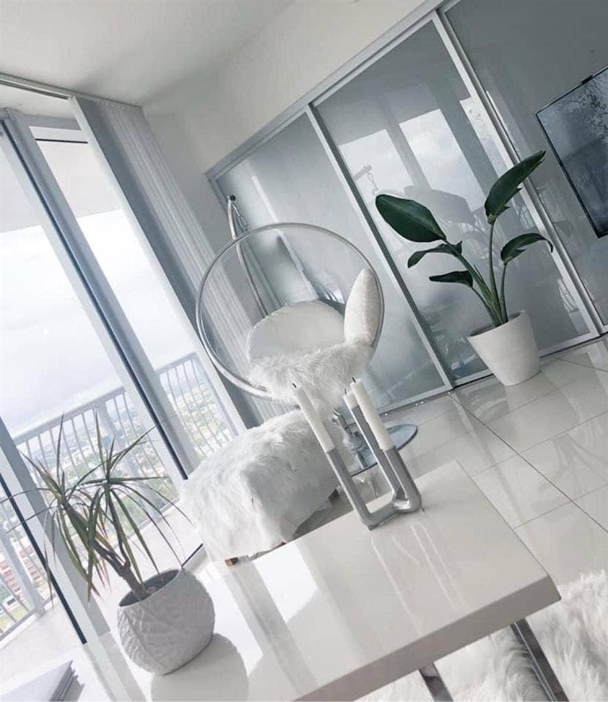 HIGH FLOOR VIEW