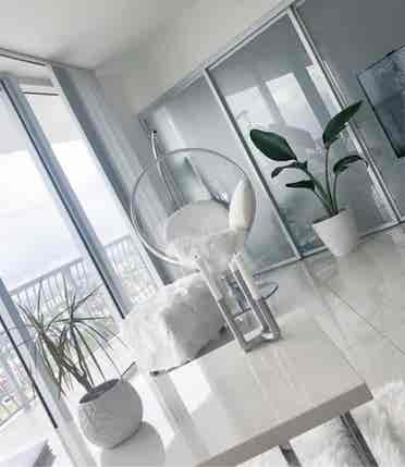 HIGH FLOOR VIEWS