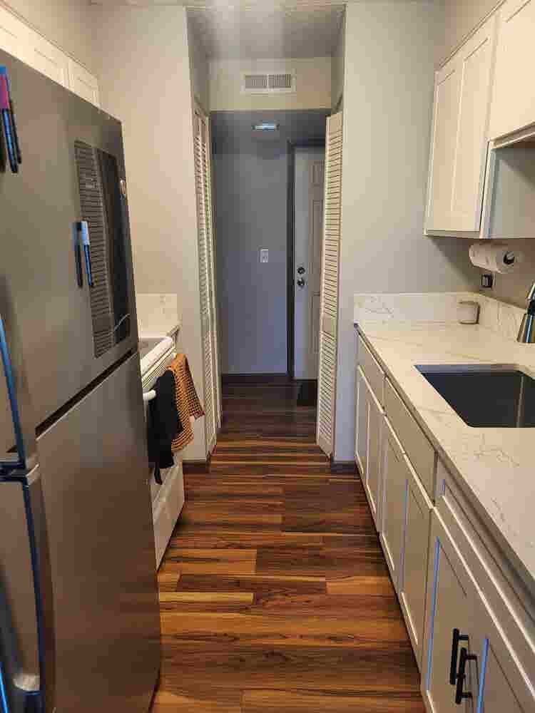 deposit. Clean, cozy home