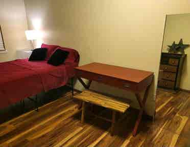 deposit. Clean, cozy home