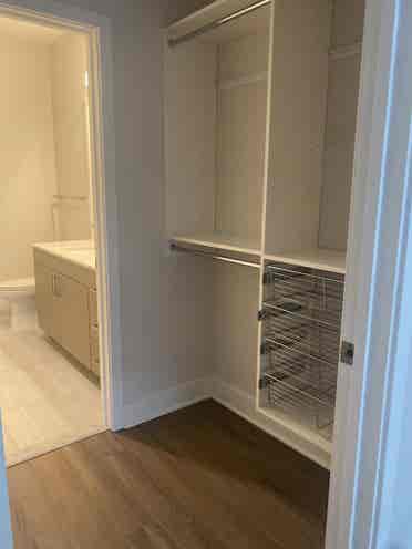 Looking for a female roommate!
