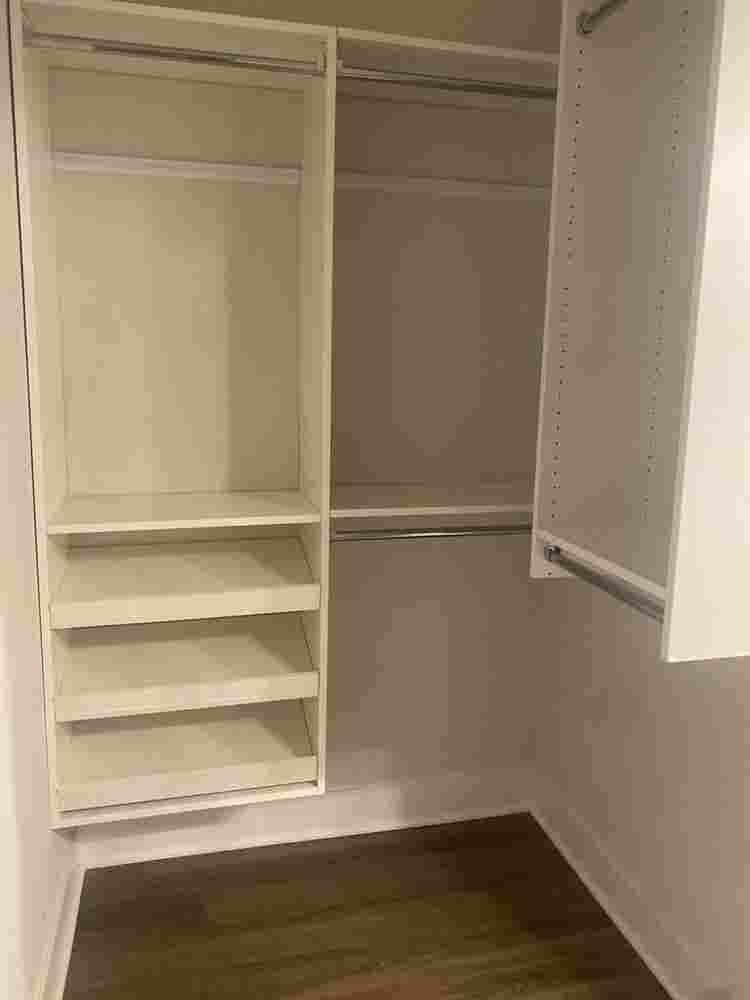 Looking for a female roommate!