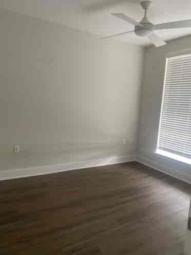 Looking for a female roommate!