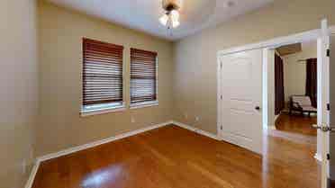 5 BR in Georgetown