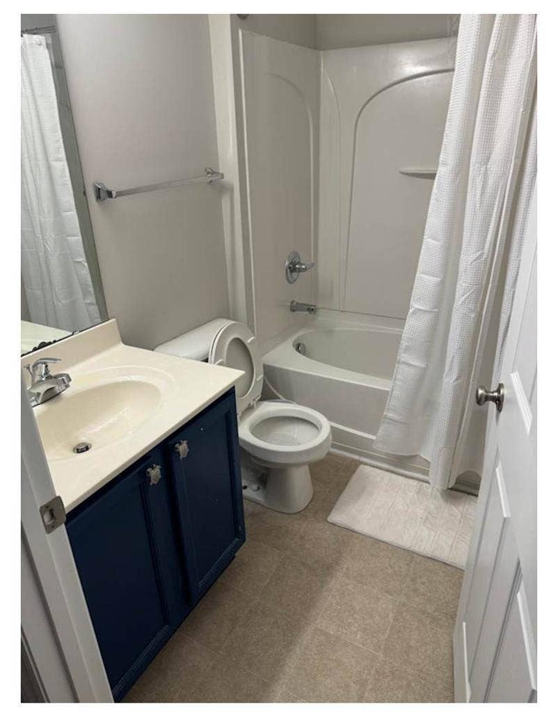 Room available in Bedford area!