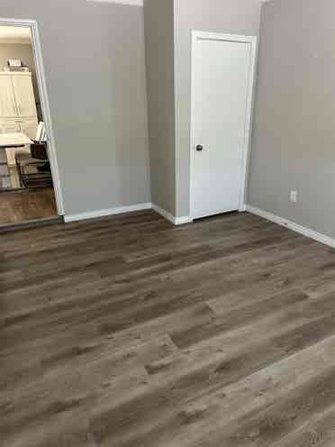 Large room in 4 bedroom house