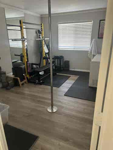 Large room in 4 bedroom house