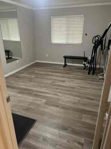 Large room in 4 bedroom house
