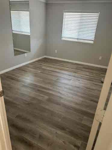 Large room in 4 bedroom house