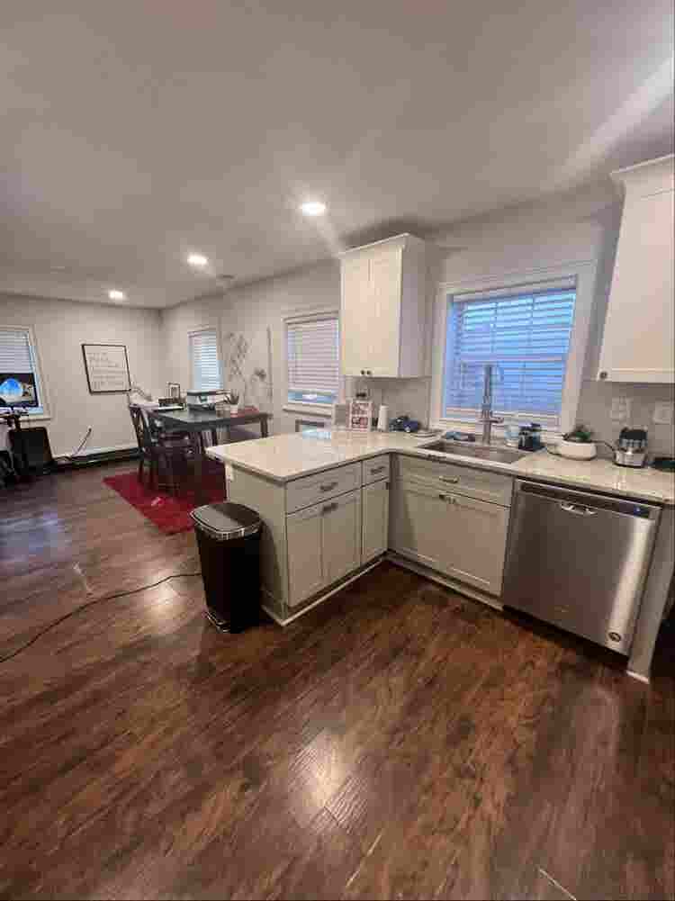 Seeking responsible roommate