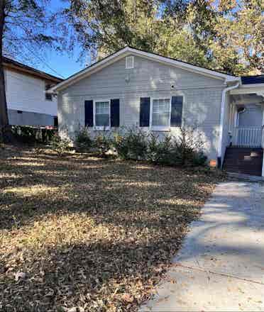 Seeking responsible roommate