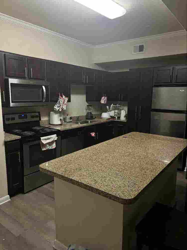 Am renting out a room