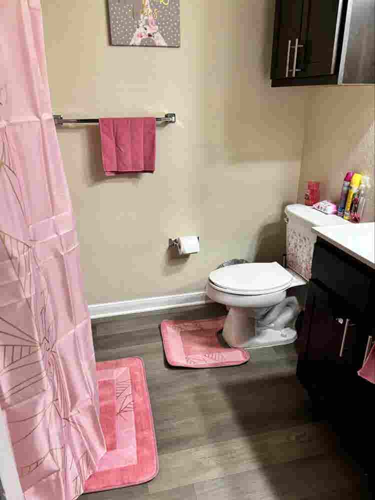 Am renting out a room