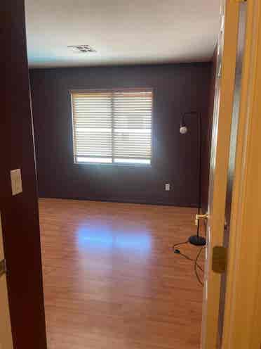 SPACIOUS Private room for rent