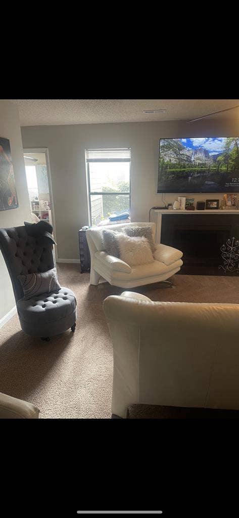 Share 2 Bdrm. In Charleston!