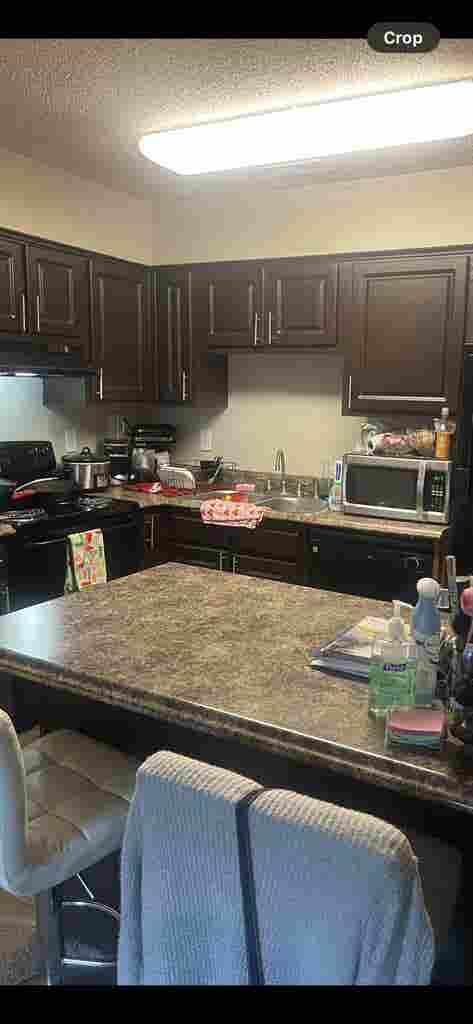 Share 2 Bdrm. In Charleston!