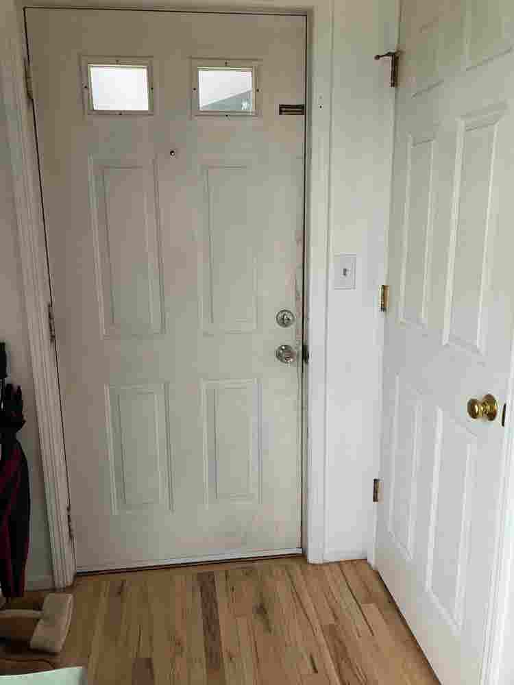 Looking for a third roommate !!