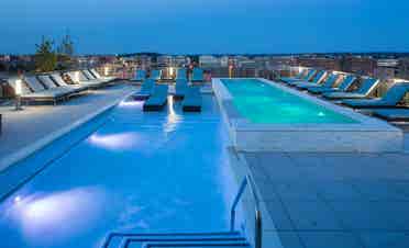 1 bed in downtown dc!
