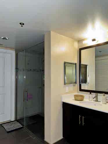 1 bed in downtown dc!