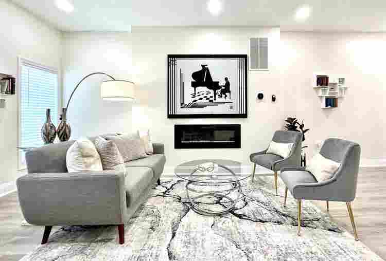 Furnished Primary Room for Rent!