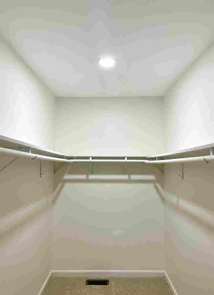 Furnished Primary Room for Rent!