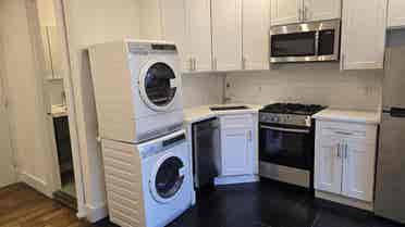 ++ Must See, 3 bed Large Rooms++