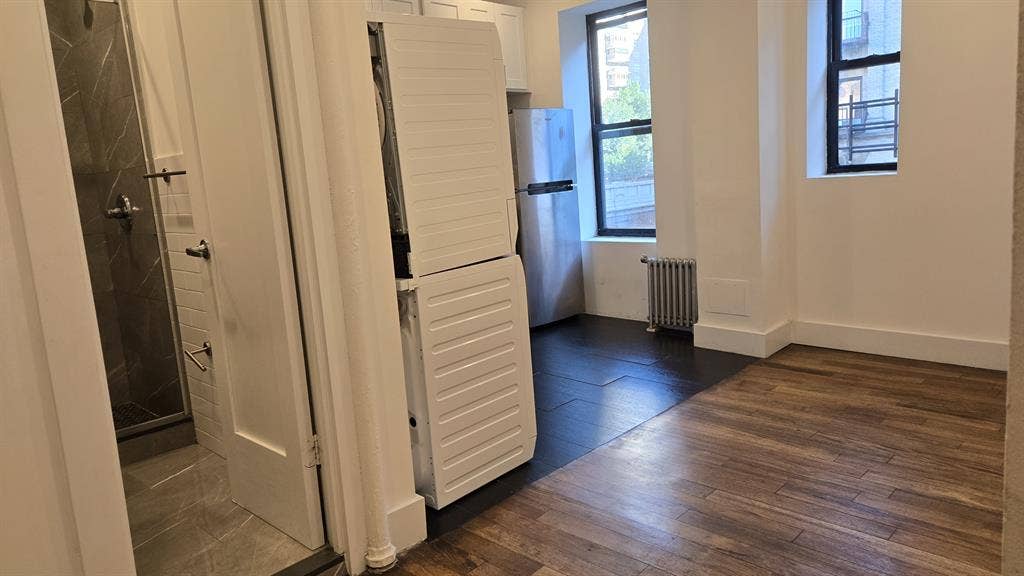++ Must See, 3 bed Large Rooms++