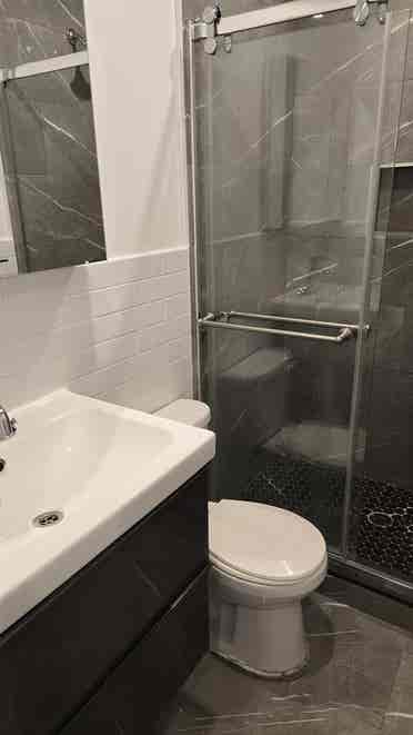 ++ Must See, 3 bed Large Rooms++
