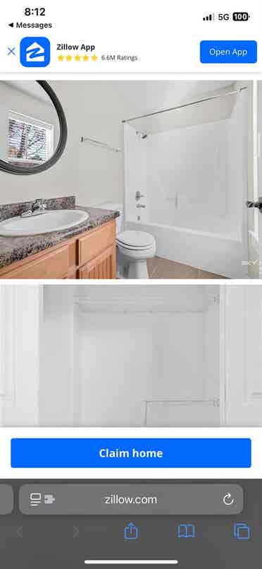Private room & bathroom in townhome