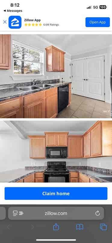 Private room & bathroom in townhome