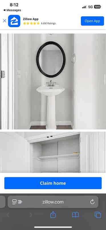 Private room & bathroom in townhome
