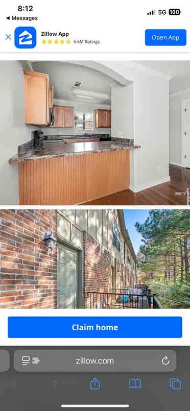 Private room & bathroom in townhome