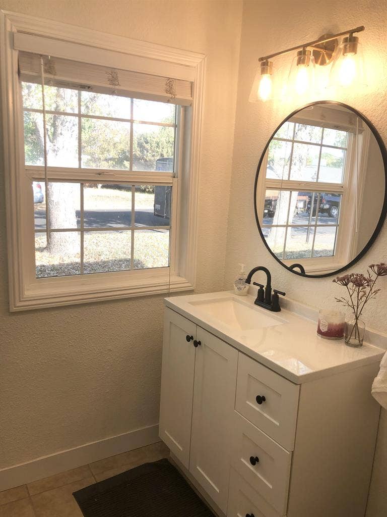 Room for rent in cozy house