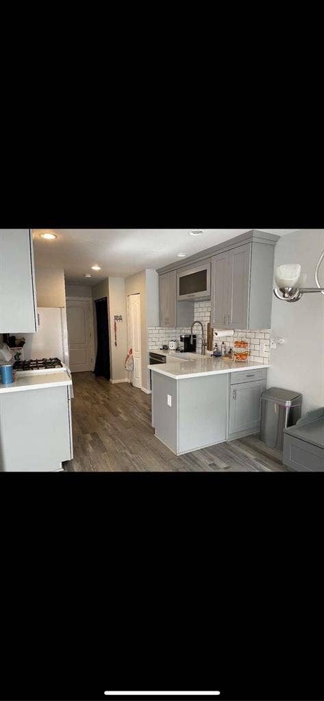 Townhouse room for rent!
