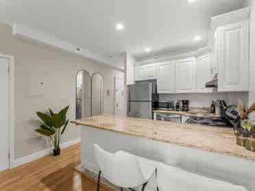 ✨Furnished Sublet Hell's Kitchen✨