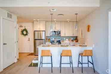 LEASE TAKEOVER FIRST MONTH FREE