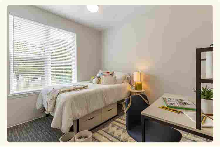 Uncommon Housing Townhouse Room