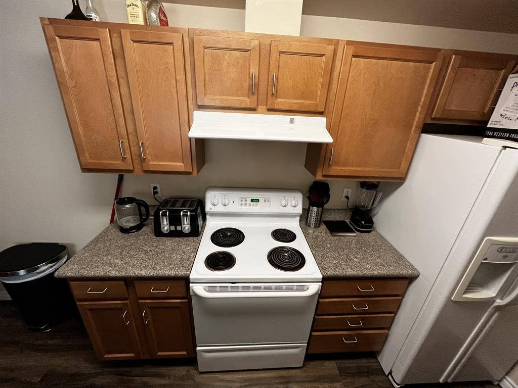 Roommate to move in by Sep 1st!