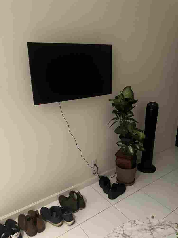 Room in nice apt near Central P W/D