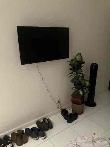 Room in nice apt near Central P W/D
