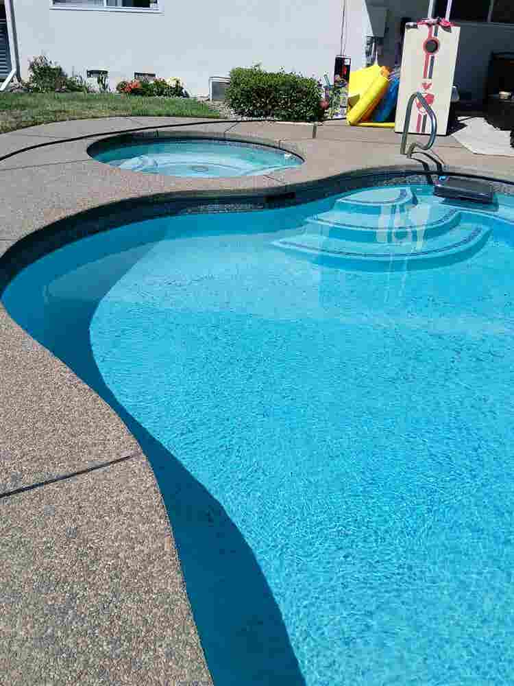 Rooms - Quiet House w/Pool by River