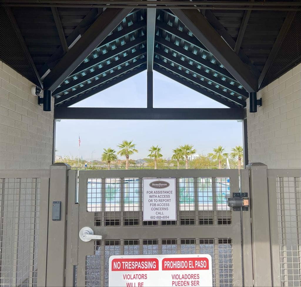 Room for rent/ Female only!