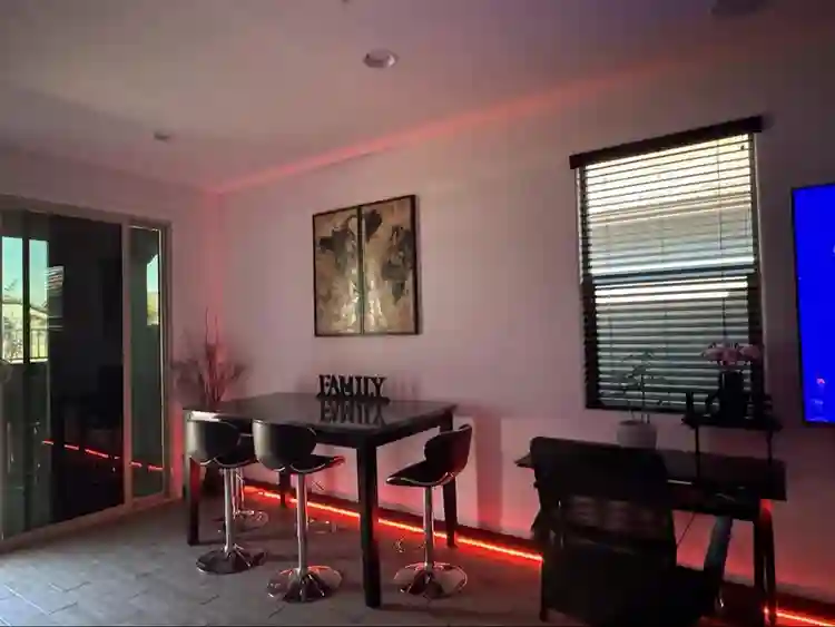 Room for rent/ Female only!
