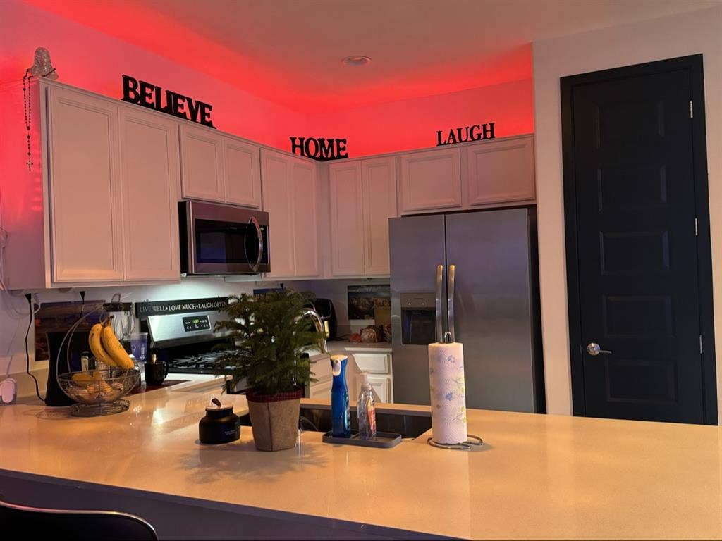 Room for rent/ Female only!