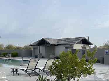 Looking for female renter