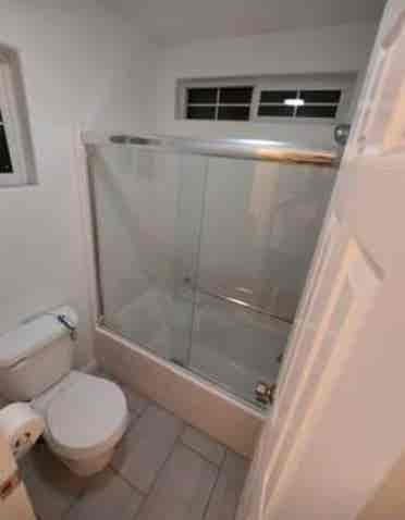 Looking for a responsible roommate